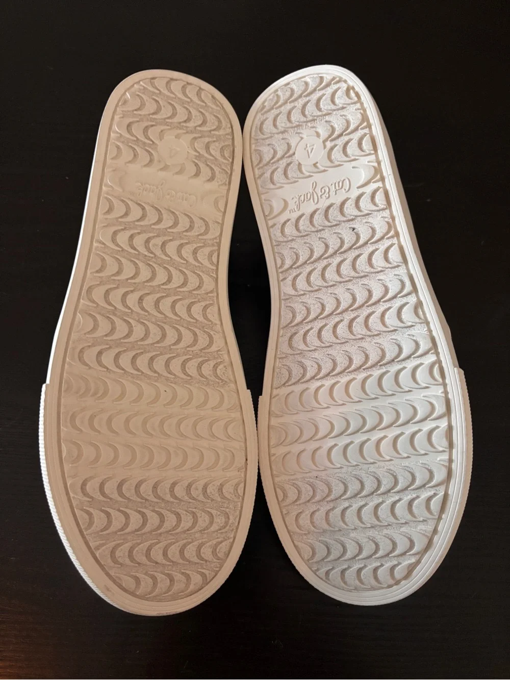 Cat & Jack Rune Slip-On Sneakers Youth Size 4 Brown Cognac Faux Leather